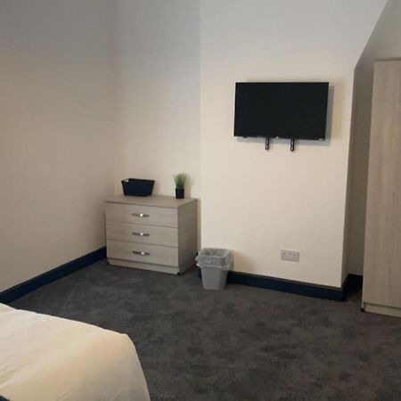 Houghton Guest House 1 Stoke-on-Trent Εξωτερικό φωτογραφία