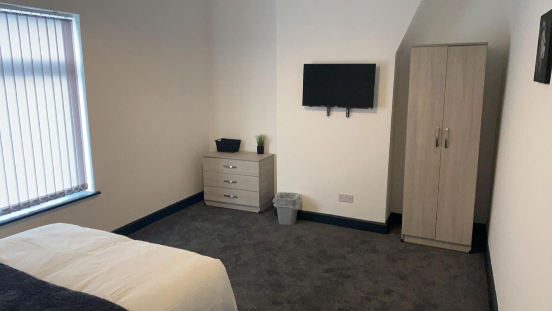 Houghton Guest House 1 Stoke-on-Trent Εξωτερικό φωτογραφία